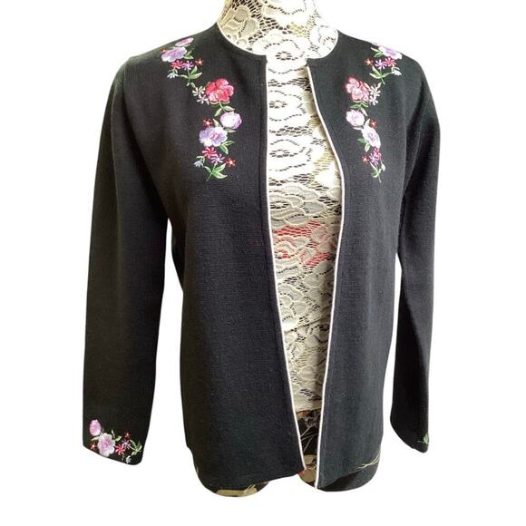 Vntg 90's Northern Isles embroidered floral cardigan long sleeve L black - Picture 1 of 5